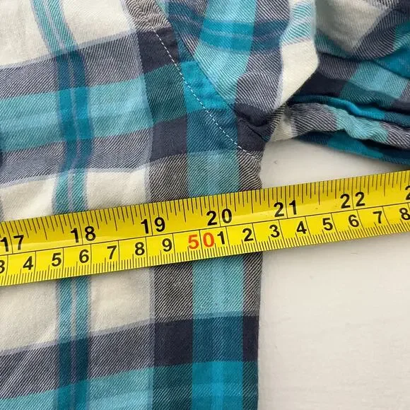 American Eagle Mens M Button Up Flannel Shirt Purple Blue Plaid Seriously Soft - Picture 10 of 10